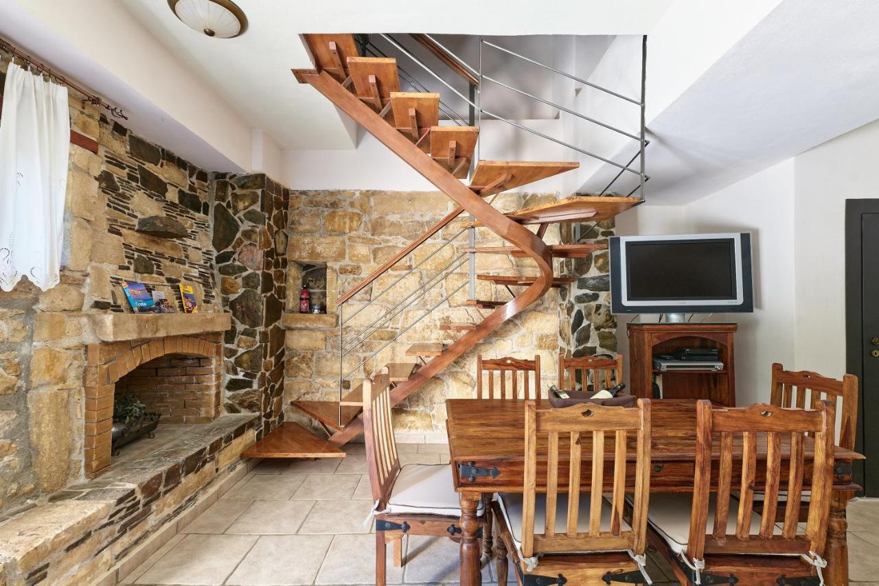 Mouri Villa Mourion  Екстериор снимка