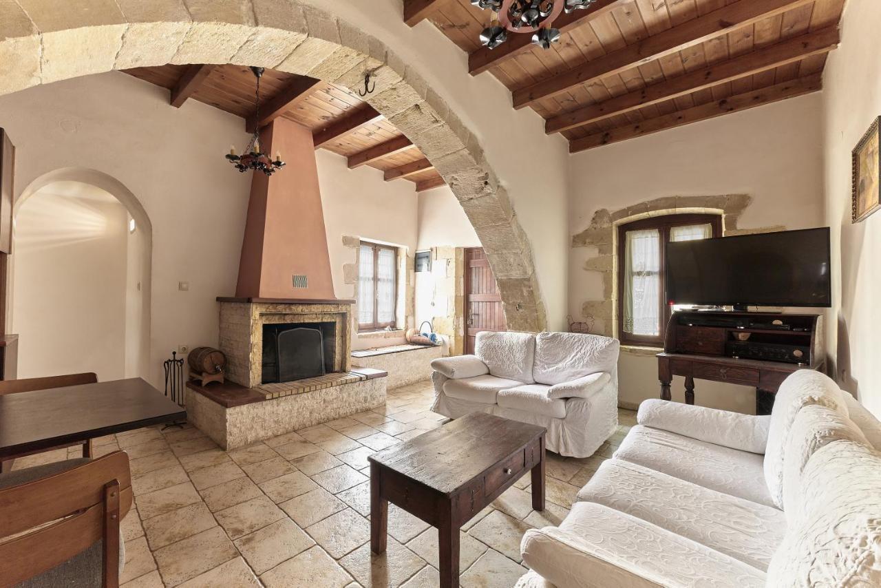 Mouri Villa Mourion  Екстериор снимка