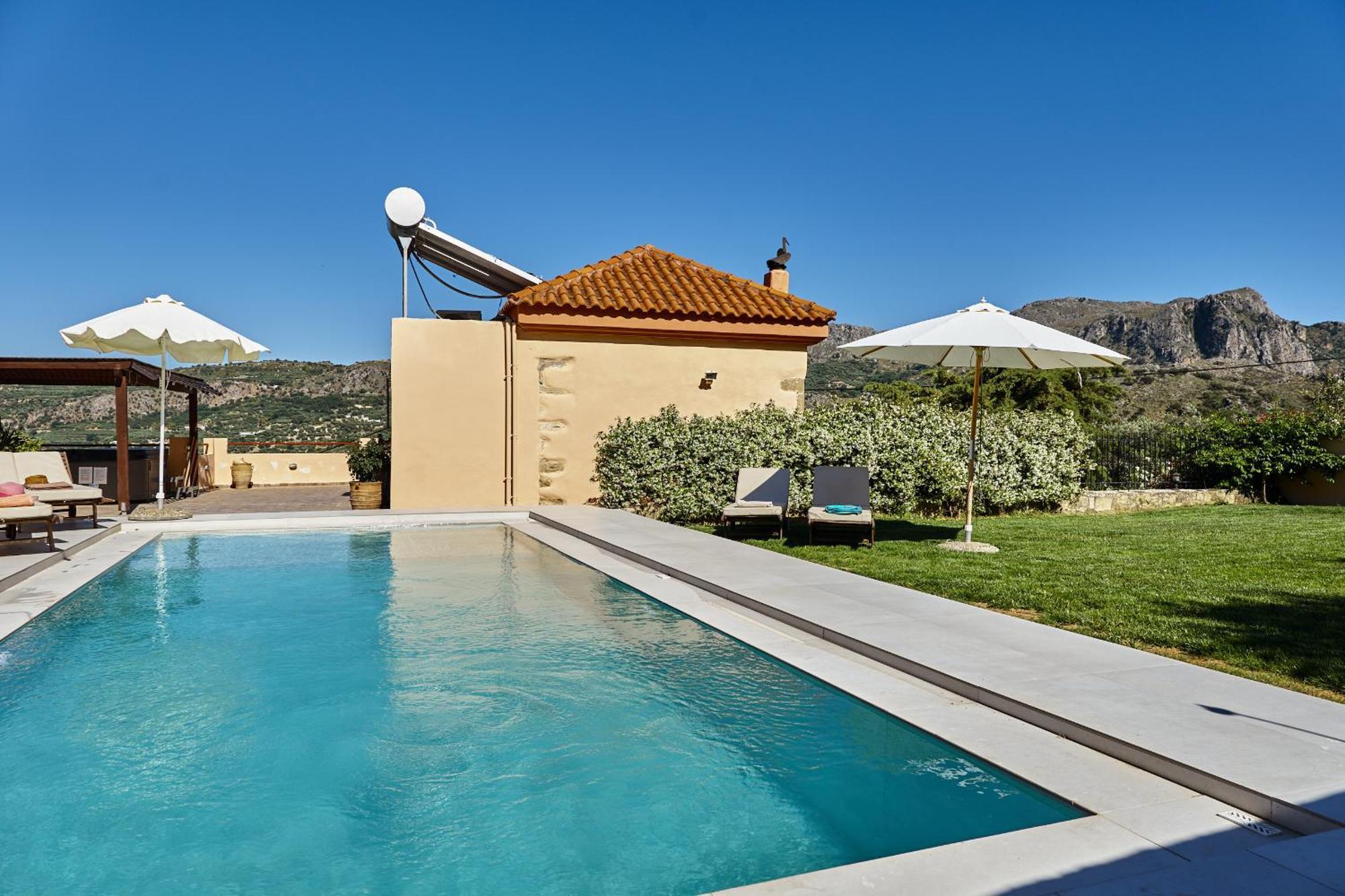 Mouri Villa Mourion  Екстериор снимка
