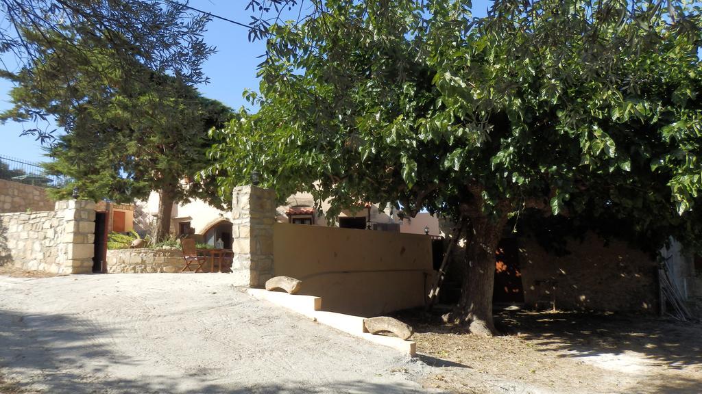 Mouri Villa Mourion  Екстериор снимка